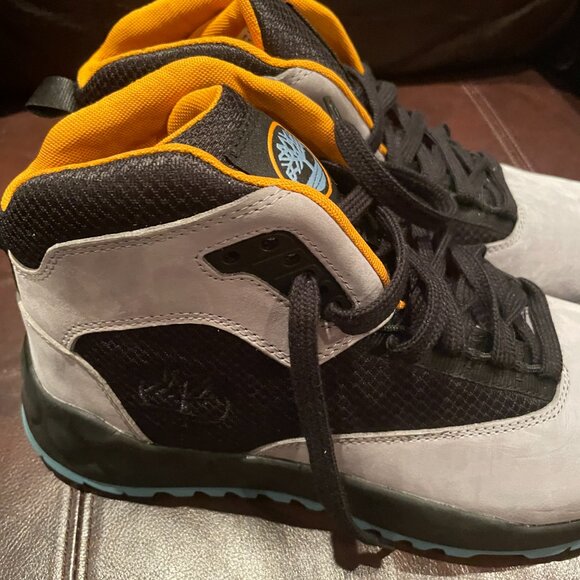 Men Timberland Solar Wave Mid Nubuck Boots Size 10 - Picture 3 of 6